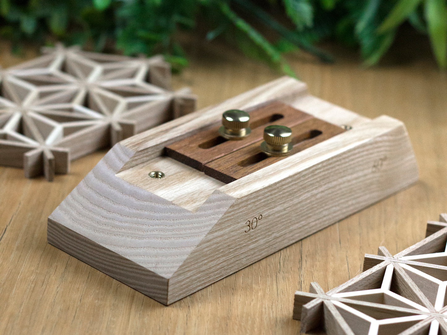 Kumiko jig (guide block) for 30-60 degrees with high precision